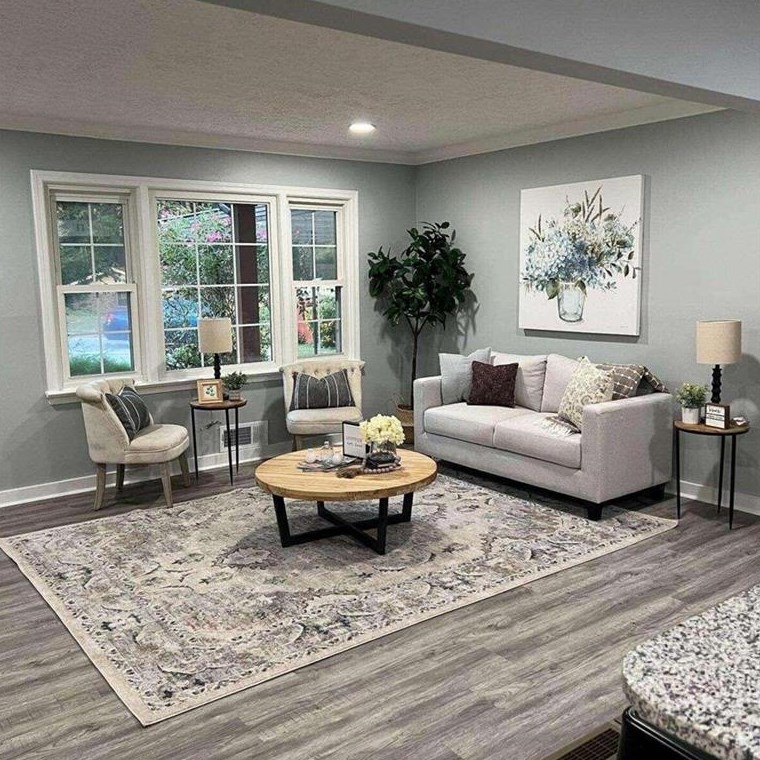 2984 Peek Rd, Atlanta GA  30318-6077 exterior