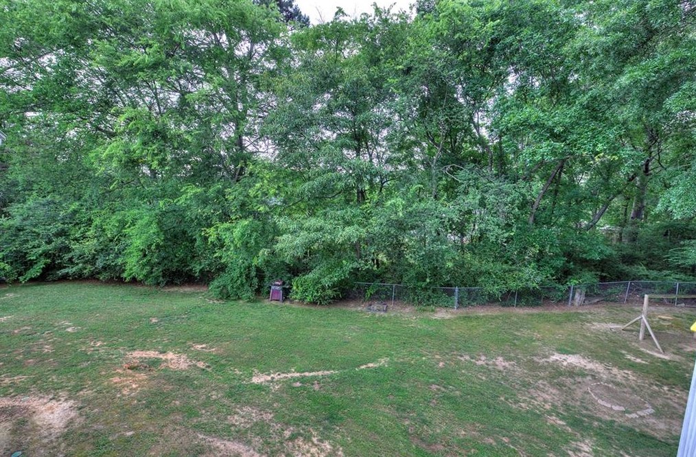 151 Twin Oaks Dr, Calhoun GA  30701-1720 exterior