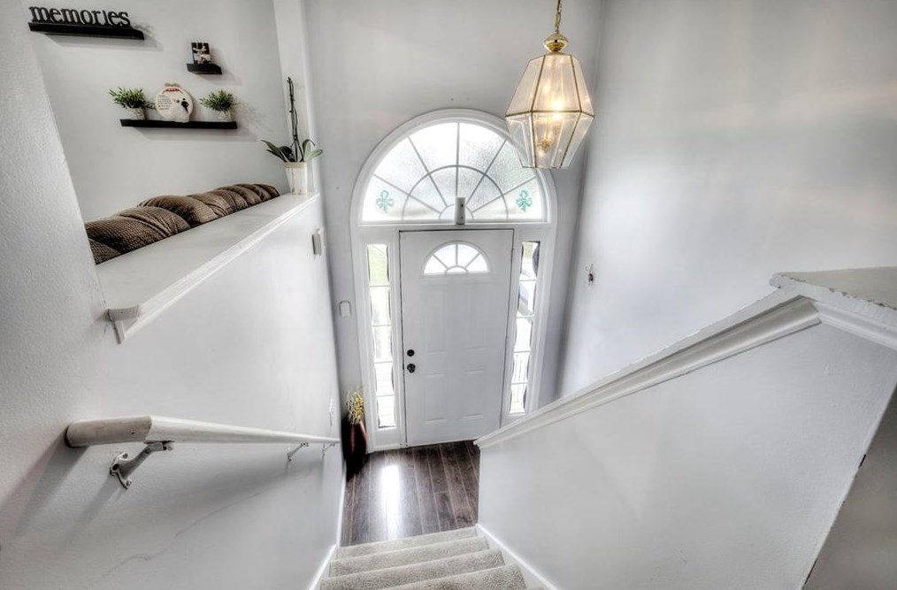 151 Twin Oaks Dr, Calhoun GA  30701-1720 exterior