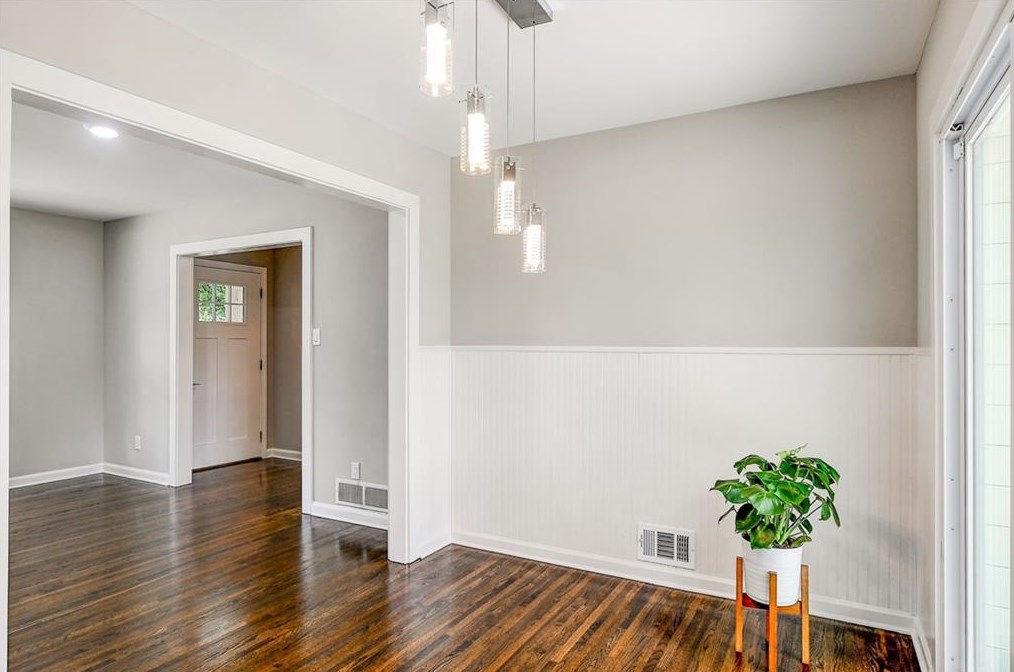 1391 Ruth Pl, Decatur GA  30035-1128 exterior