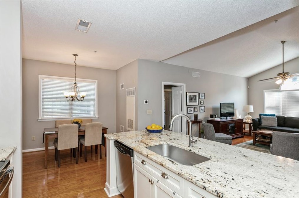 509 Vinings Frst Ct, Smyrna GA 30080-3937 exterior