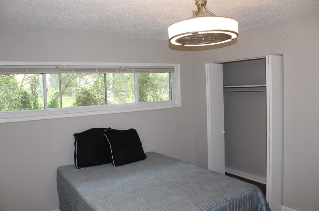 2615 Yale Ter, Decatur GA  30032-6469 exterior