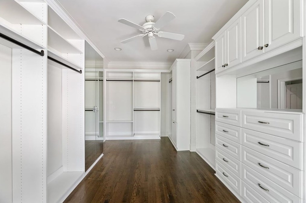 6000 Winterthur Rdg, Atlanta GA  30328-4629 exterior