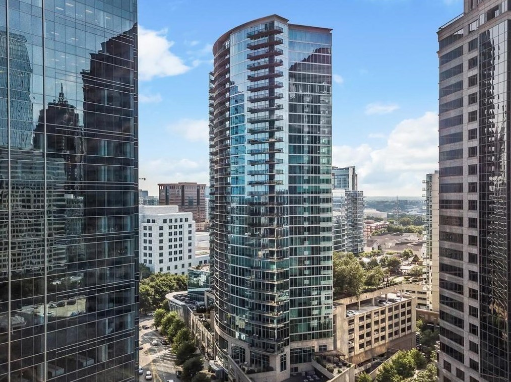 1080 Peachtree St, Atlanta GA  30309-3963 exterior