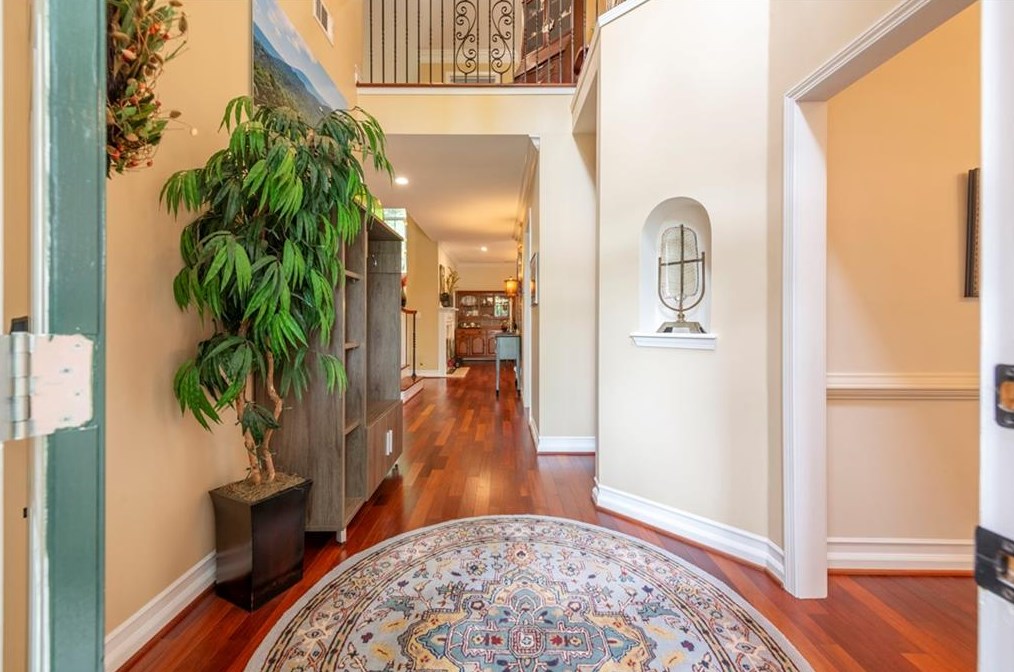 1859 Fox Chapel Dr, Smyrna GA  30080-6383 exterior