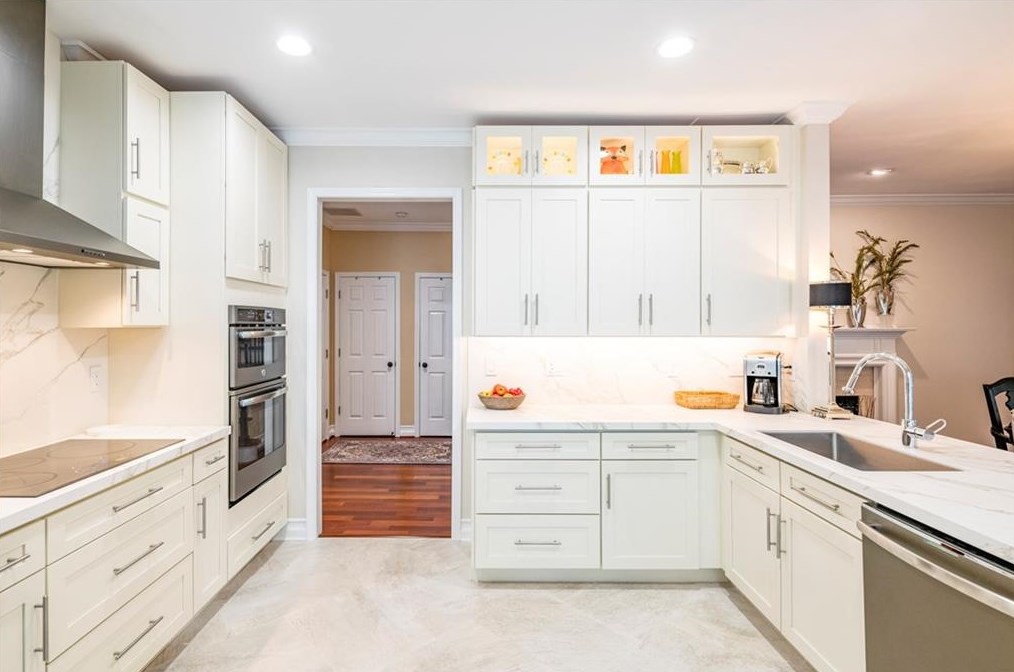 1859 Fox Chapel Dr, Smyrna GA  30080-6383 exterior