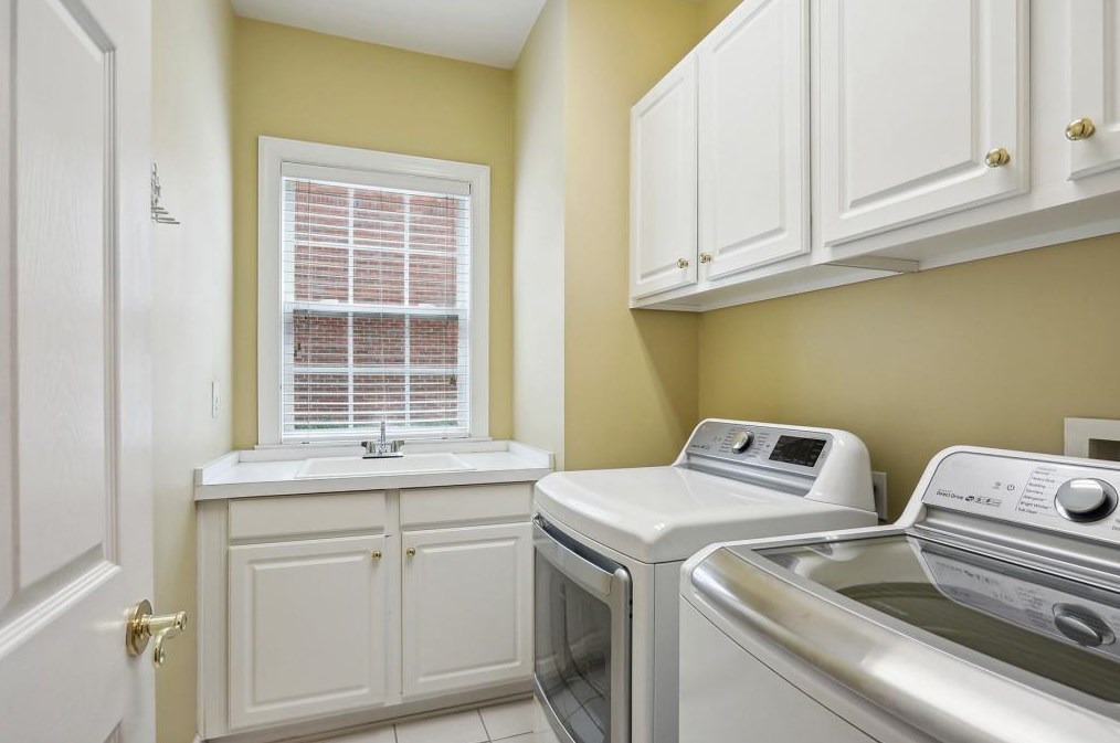 2075 Wrights Ml Cir, Atlanta GA  30324-2792 exterior