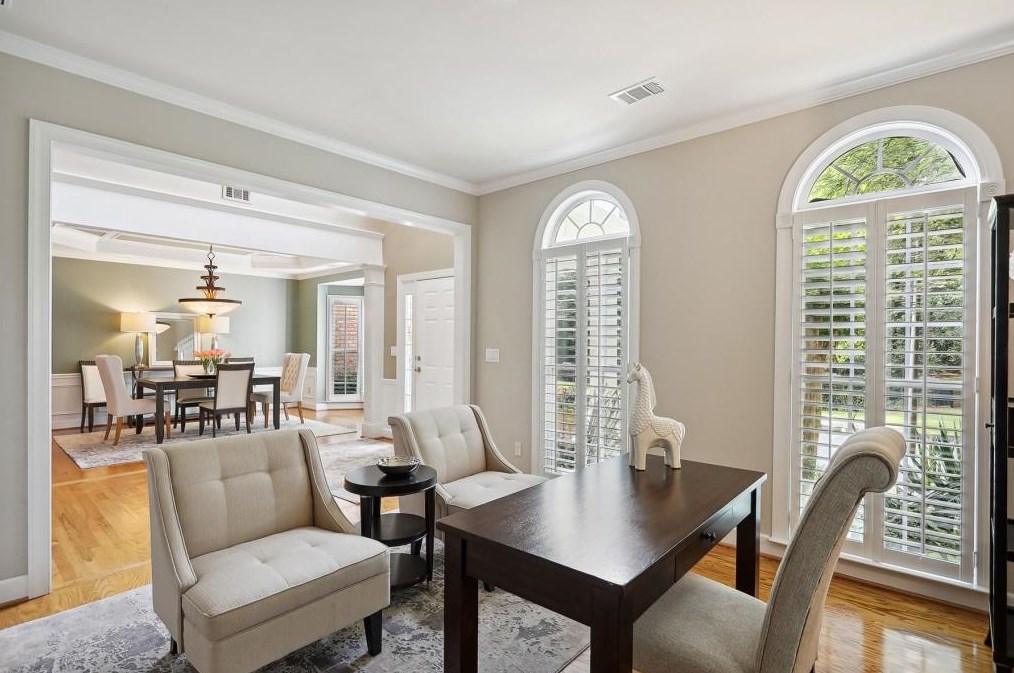 2075 Wrights Ml Cir, Atlanta GA  30324-2792 exterior
