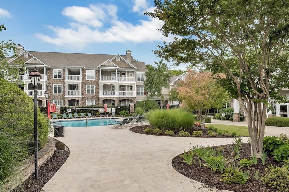 1229 Whitshire Way, Alpharetta GA 30004-4978 exterior