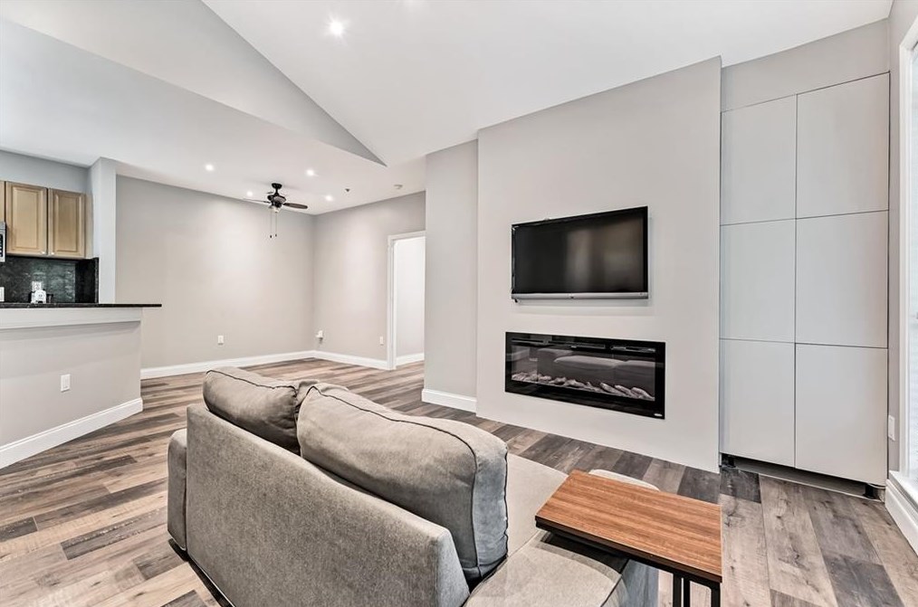 1229 Whitshire Way, Alpharetta GA 30004-4978 exterior