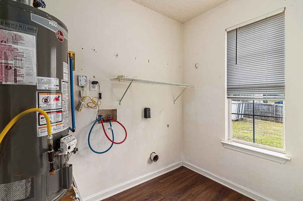 3049 White Oak Mews, Decatur GA  30034-6972 exterior