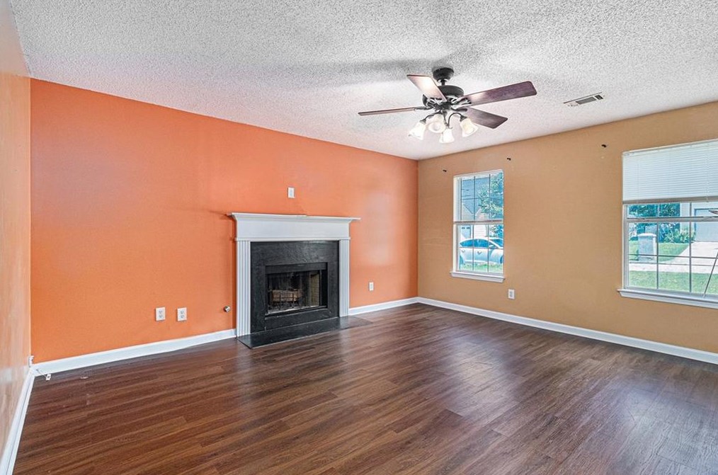 3049 White Oak Mews, Decatur GA  30034-6972 exterior