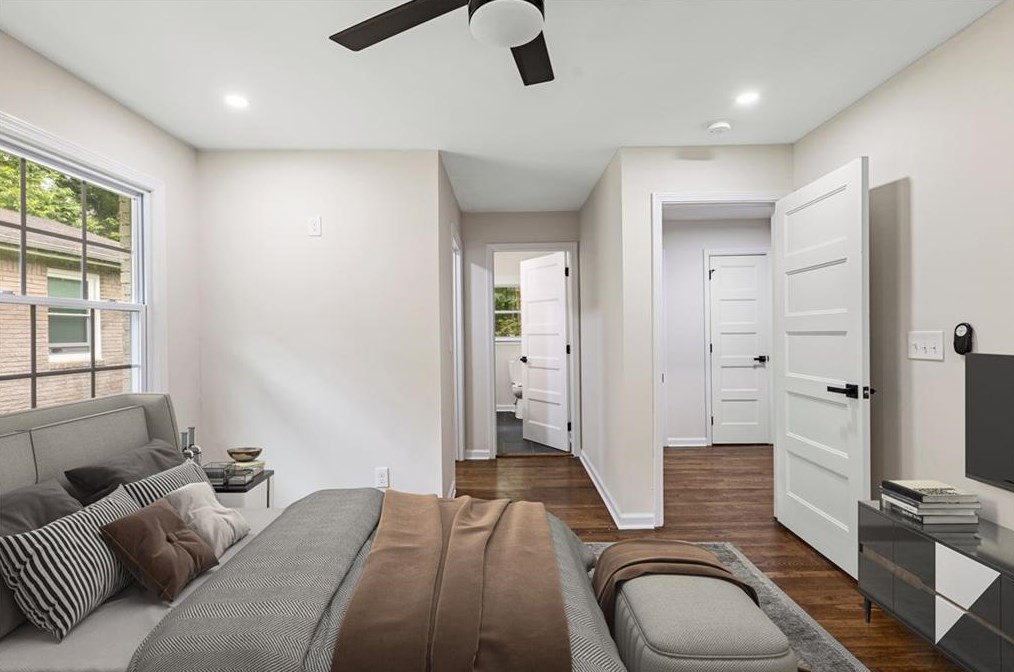 495 Wood Dr, Atlanta GA  30318-6155 exterior