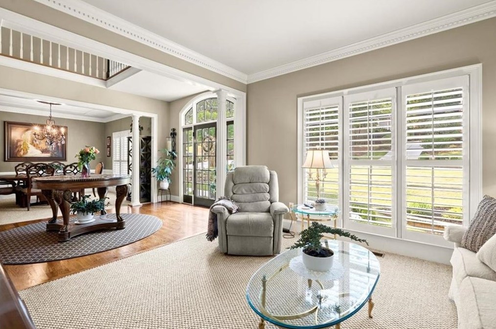 9350 Nesbit Lk Dr, Alpharetta GA 30022-4019 exterior