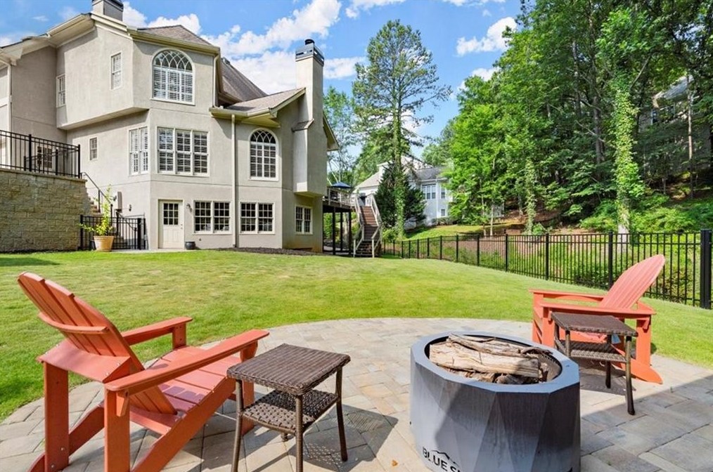 9350 Nesbit Lk Dr, Alpharetta GA 30022-4019 exterior