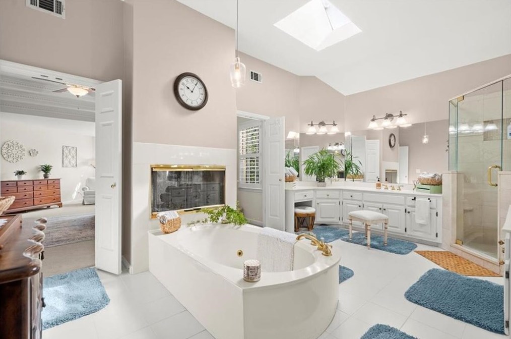 9350 Nesbit Lk Dr, Alpharetta GA 30022-4019 exterior