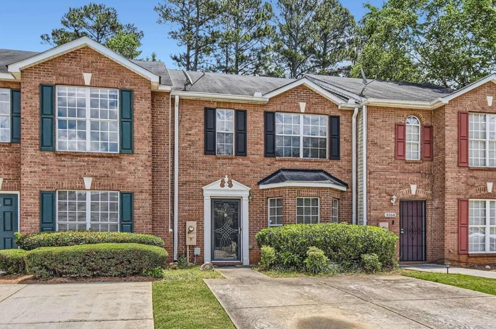 3166 Kingswood Trl, Decatur GA  30034-6711 exterior