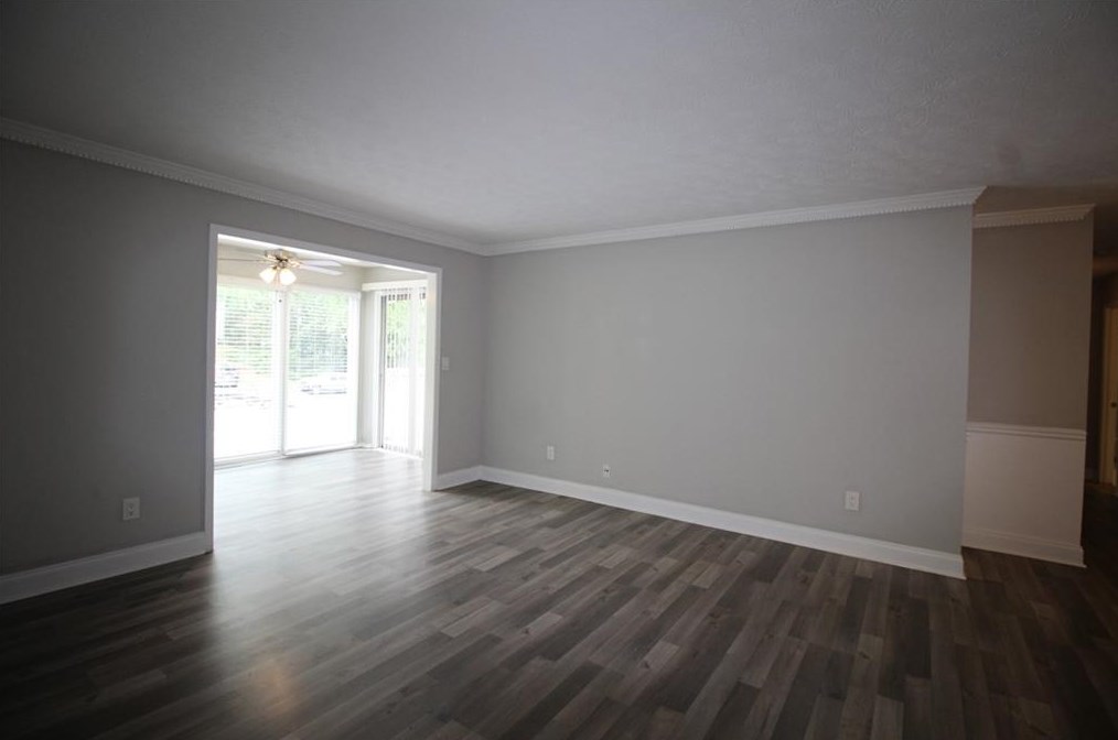 210 Natchez Trce, Atlanta GA  30350-3003 exterior