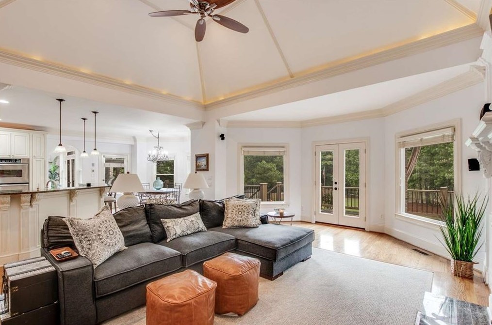 906 Carriage Path, Smyrna GA exterior