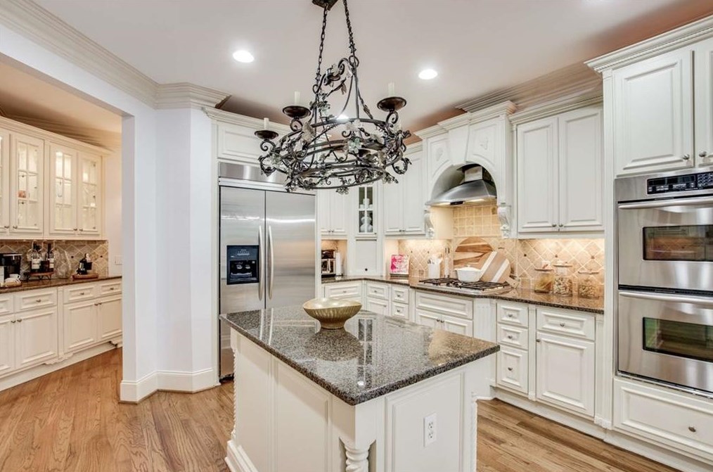 906 Carriage Path, Smyrna GA exterior