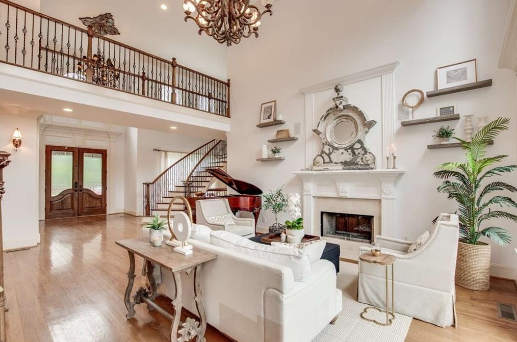 906 Carriage Path, Smyrna GA exterior