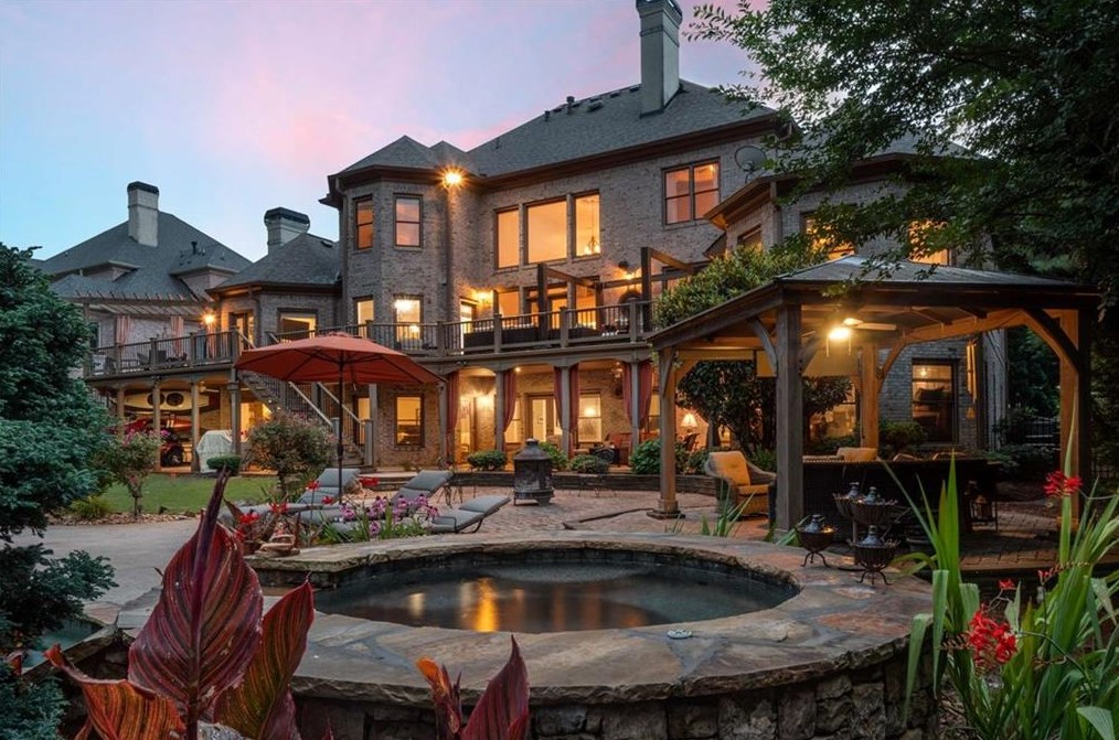 906 Carriage Path, Smyrna GA exterior