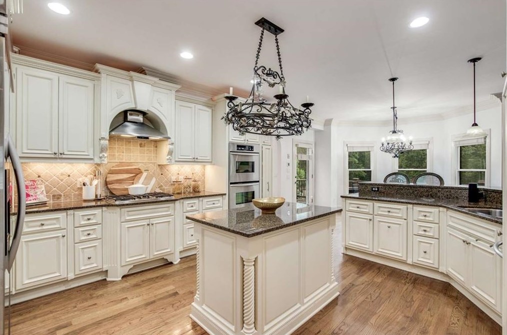 906 Carriage Path, Smyrna GA exterior