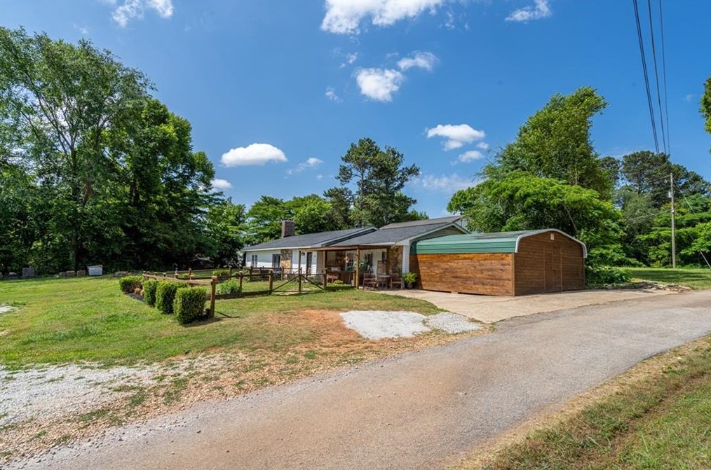 39 Dempsey Path, Dallas GA 30132-5765 exterior