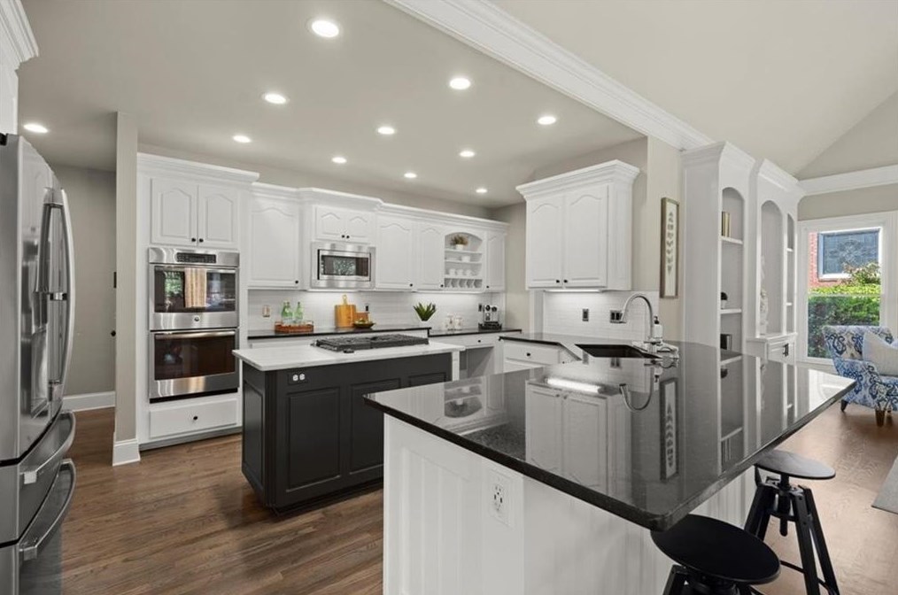 12150 Mdw Ln, Alpharetta GA 30005-7262 exterior