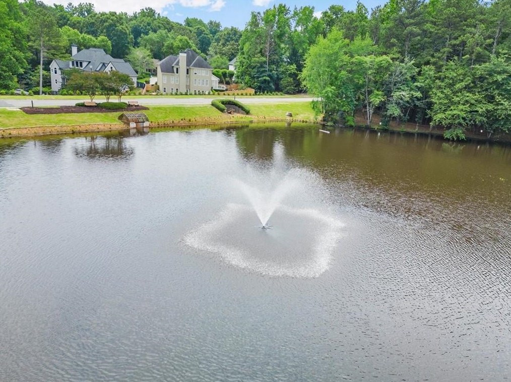 12150 Mdw Ln, Alpharetta GA 30005-7262 exterior