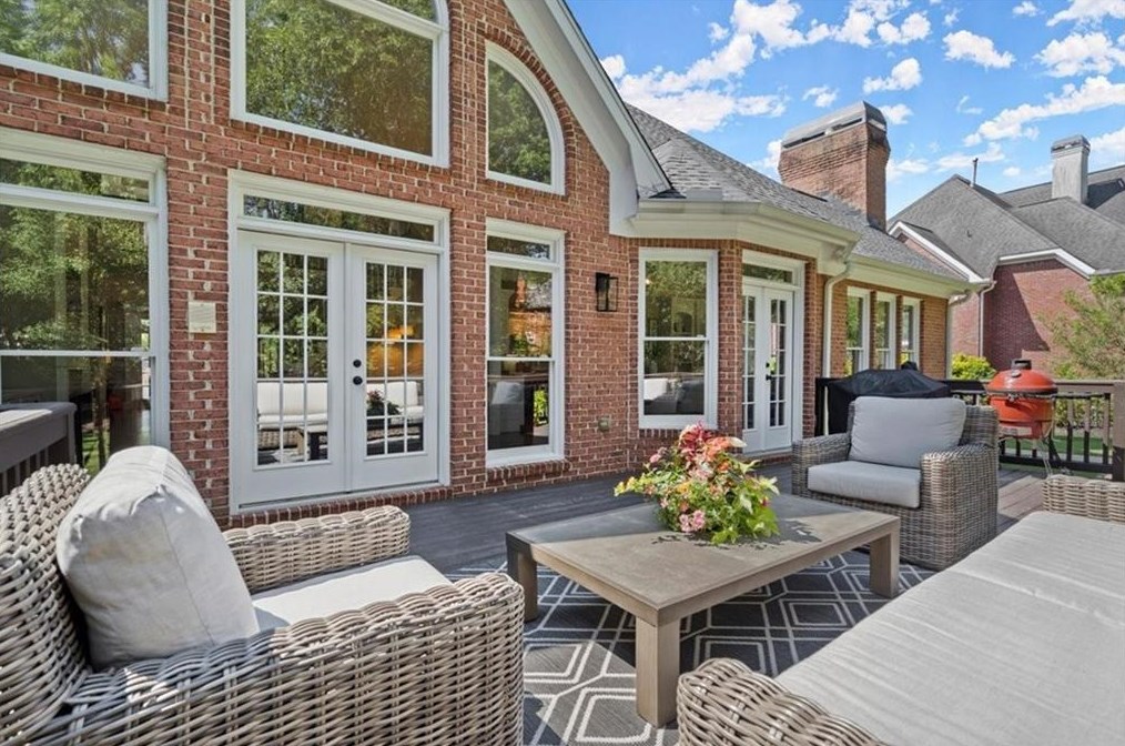 12150 Mdw Ln, Alpharetta GA 30005-7262 exterior