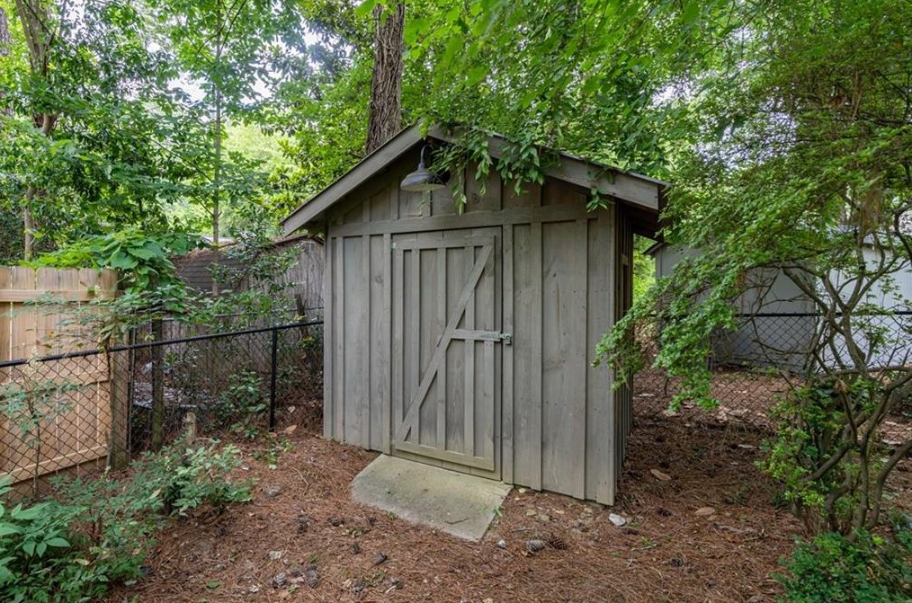 19 Ridgewood Rd, Rome GA  30165-4214 exterior