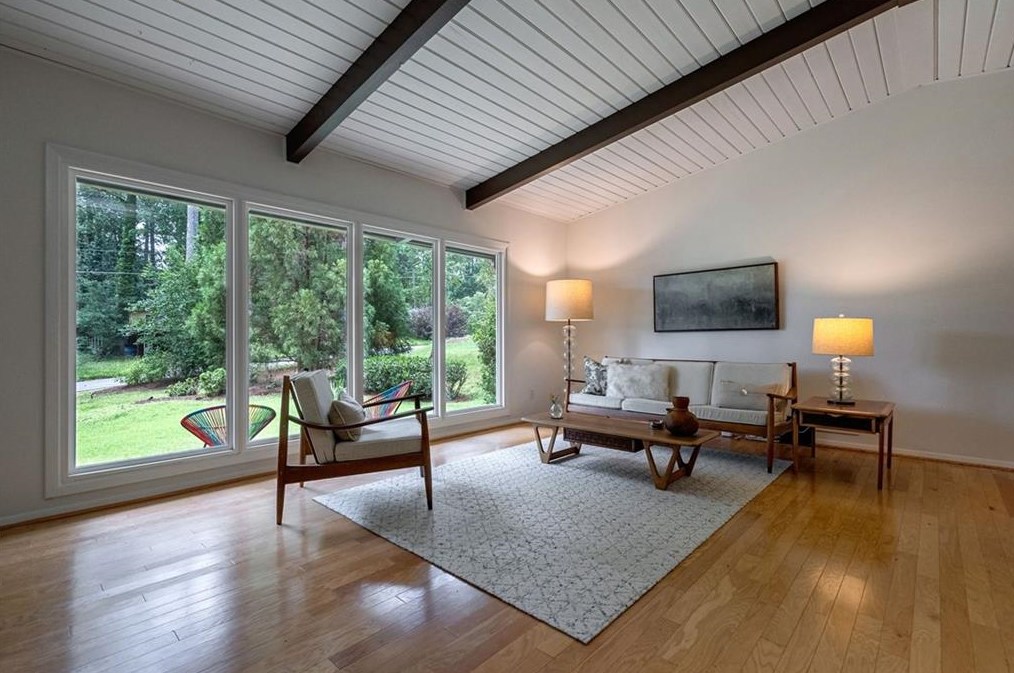 3676 Northlake Dr, Atlanta GA 30341 exterior