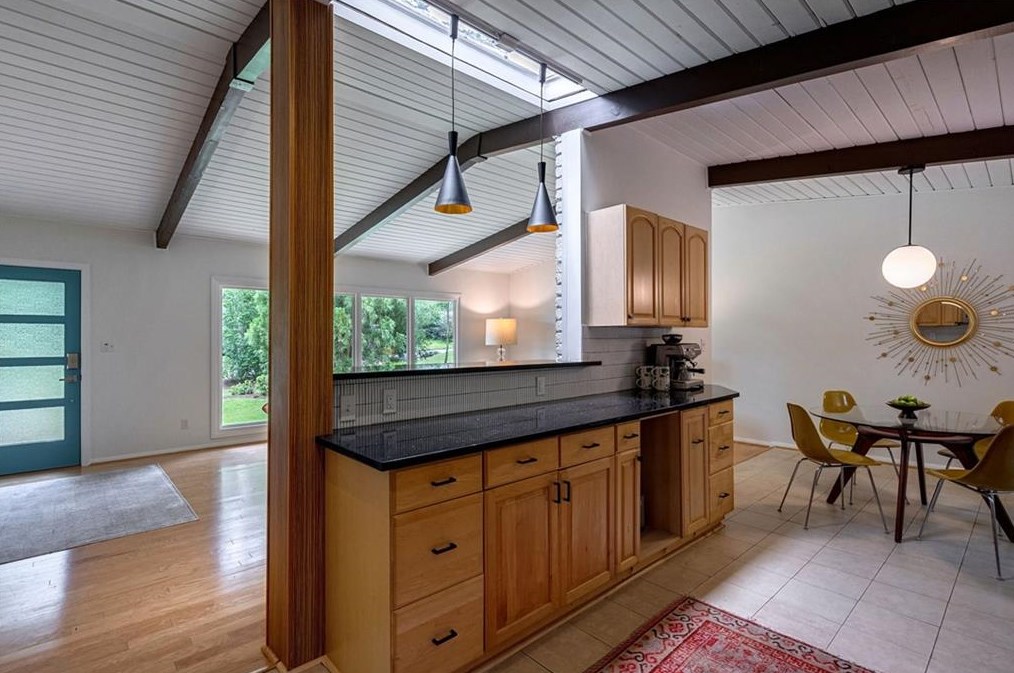 3676 Northlake Dr, Atlanta GA 30341 exterior