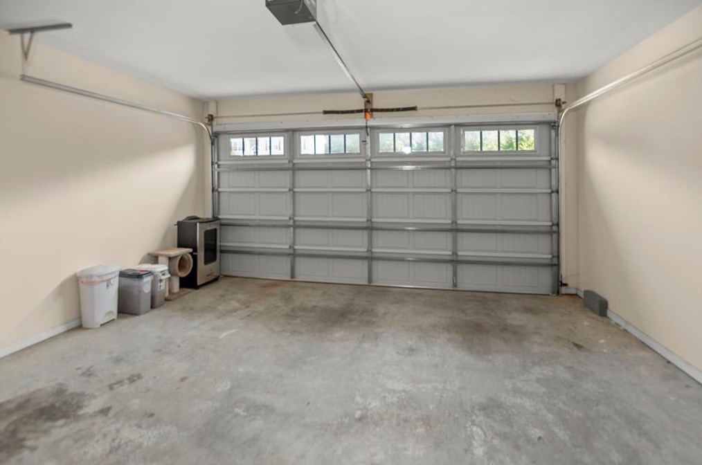 271 Peachtree Ln, Calhoun GA 30701-4392 exterior