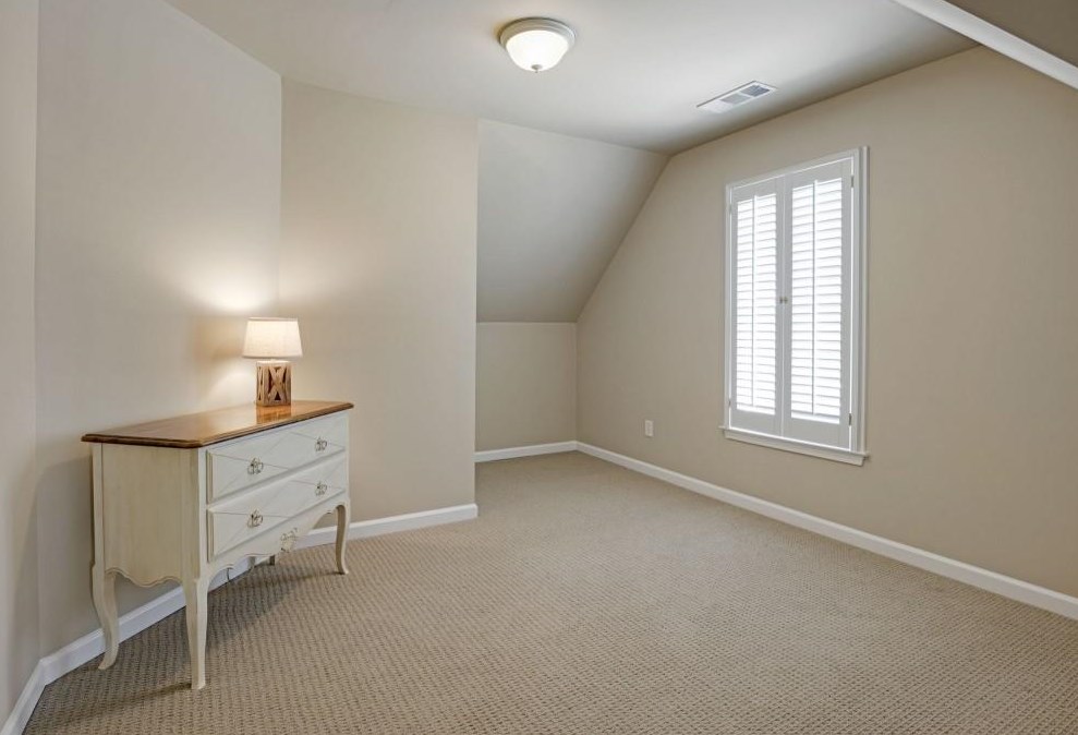 385 Overhill Bnd, Alpharetta GA 30005-8972 exterior