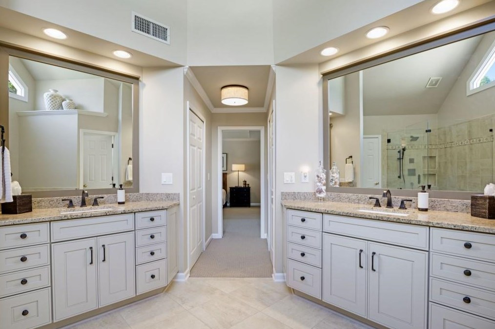 385 Overhill Bnd, Alpharetta GA 30005-8972 exterior