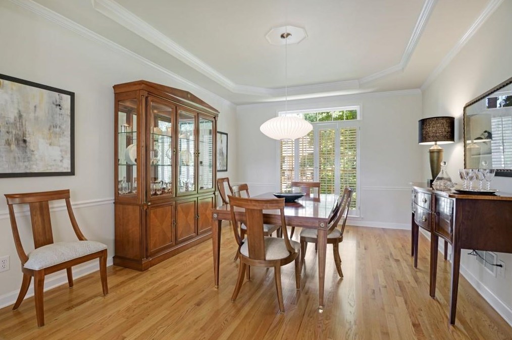 385 Overhill Bnd, Alpharetta GA 30005-8972 exterior