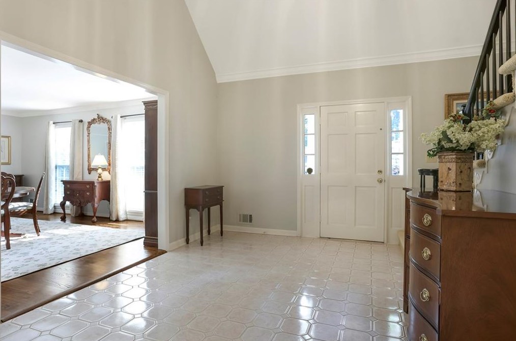 5282 Vernon Lk Dr, Atlanta GA 30338-3517 exterior