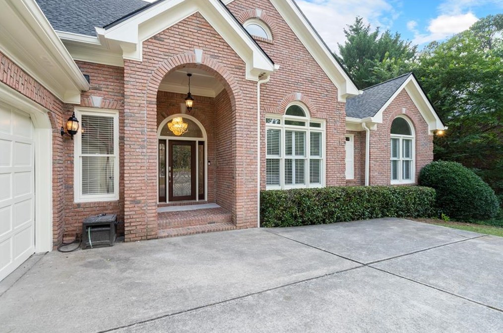 1792 Wilshire Ln, Decatur GA  30033-1459 exterior