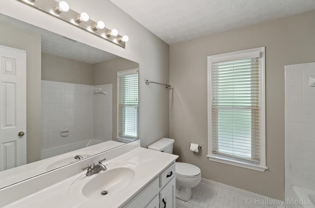 1125 Midland Way, Lawrenceville GA 30043-6303 exterior