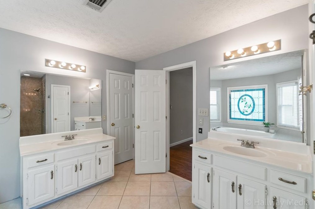 1125 Midland Way, Lawrenceville GA 30043-6303 exterior