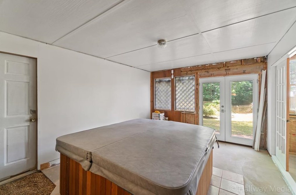 1125 Midland Way, Lawrenceville GA 30043-6303 exterior