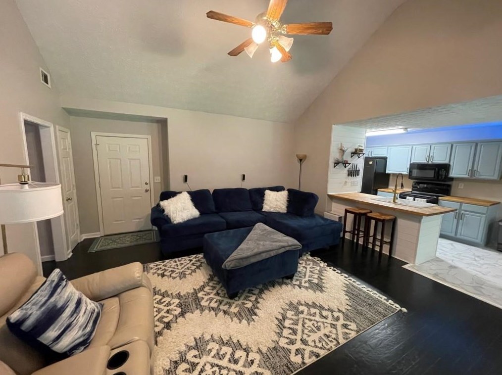 884 Whispering Way, Winder GA  30680-1428 exterior