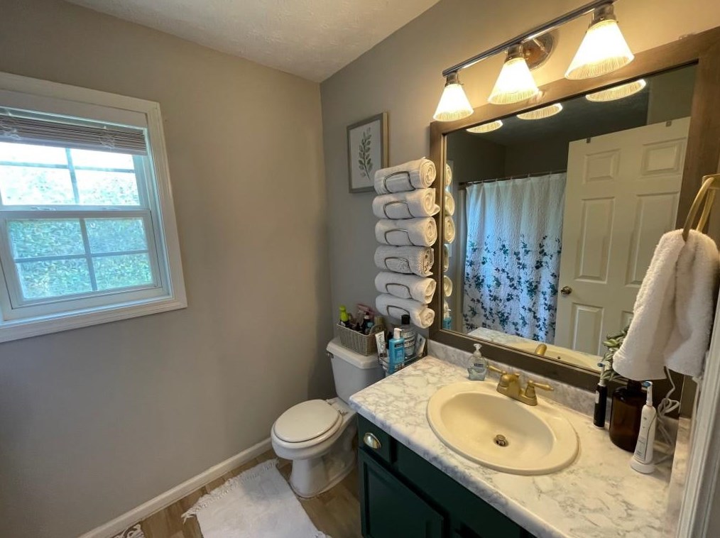 884 Whispering Way, Winder GA  30680-1428 exterior