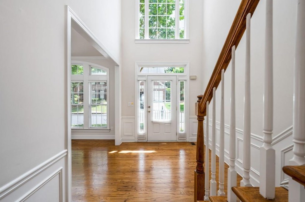 2138 Wrights Mill Cir, Atlanta GA  30324-2788 exterior