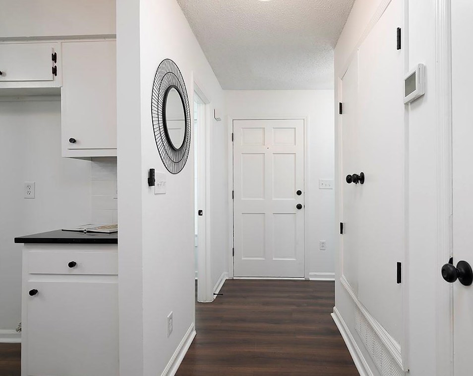 2790 Farmstead Rd, Smyrna GA  30080-2620 exterior