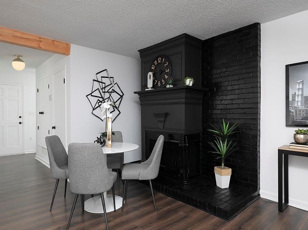 2790 Farmstead Rd, Smyrna GA  30080-2620 exterior