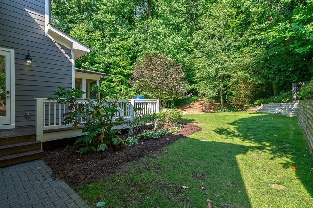 4092 Navajo Trl, Atlanta GA  30319-1552 exterior