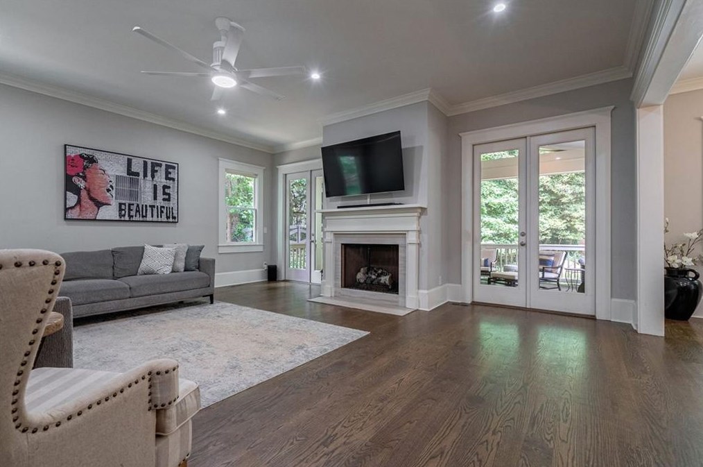 4092 Navajo Trl, Atlanta GA  30319-1552 exterior